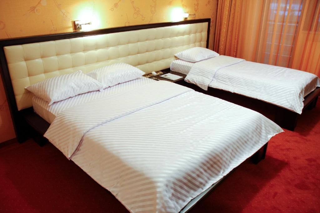 Hotel Anna Junior Târgu Jiu Pokoj fotografie