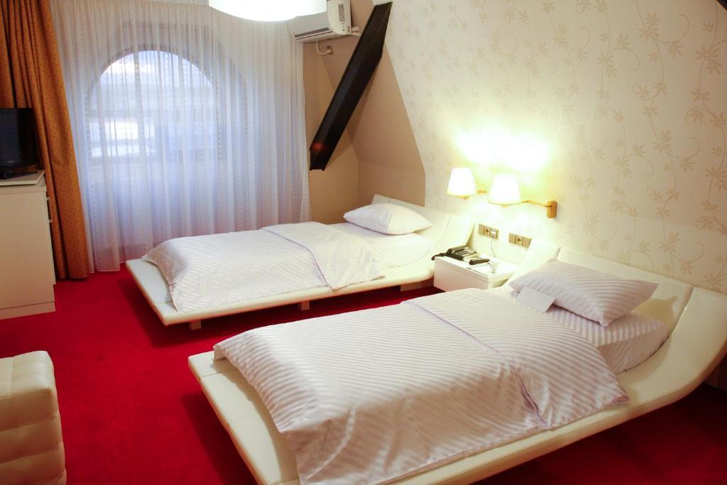 Hotel Anna Junior Târgu Jiu Pokoj fotografie